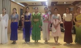 时影吃瓜花絮,揭秘明星幕后的趣味瞬间