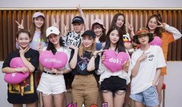 火箭少女101 吃瓜