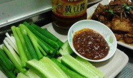 葫芦瓜蘸酱吃,传统美食新体验