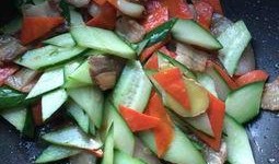 吃瓜做饭的视频,跟随视频学做吃瓜做饭