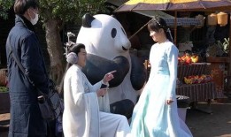 时影吃瓜花絮,揭秘明星幕后的趣味瞬间