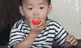 吃瓜笑表情包,揭秘吃瓜笑表情包的趣味魅力