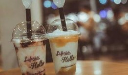 娱乐吃瓜君油腻奶茶,娱乐吃瓜君的甜蜜诱惑