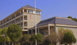 吃瓜教学楼,校园里的神秘“瓜园”