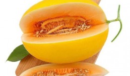 吃蜜瓜动图,甜蜜瞬间，尽在这一动图