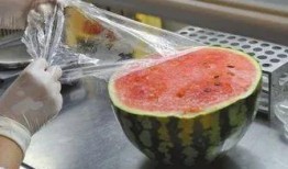 吃冰箱里小瓜,揭秘夏日清新美食之旅