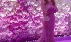 婚礼女吃瓜,女宾客吃瓜成焦点，揭秘幕后故事