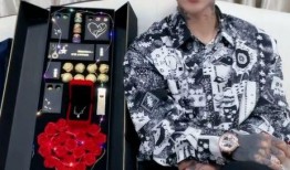 吃瓜殷世航,揭秘娱乐圈的“瓜王”传奇