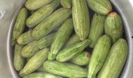 小摆件迷你吃瓜,趣味吃瓜，轻松点缀家居生活