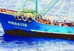 中国吃瓜渔船图片高清,高清镜头下的吃瓜渔船风采