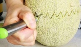 吃虾米能不能吃哈密瓜,探寻海鲜与瓜果的奇妙搭配