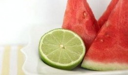 夏天吃瓜头像男,瓜果飘香——男生们的“清凉”头像新风尚