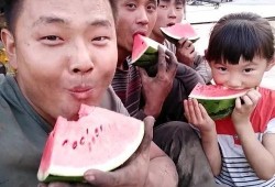 老总也吃瓜,揭秘企业高层的生活趣味