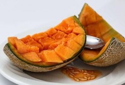 经期可以吃哈密瓜么,经期适宜食用哈密瓜吗？