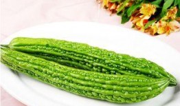 喝完中药吃凉瓜,健康饮食新体验