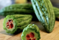 yq穿戴甲吃瓜,吃瓜群众的时尚新宠